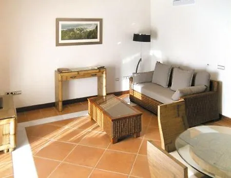 Villa Maria I *