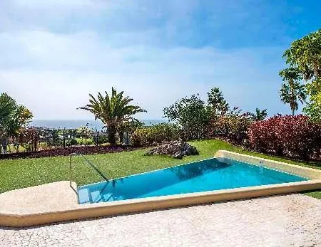 Villa Maria I